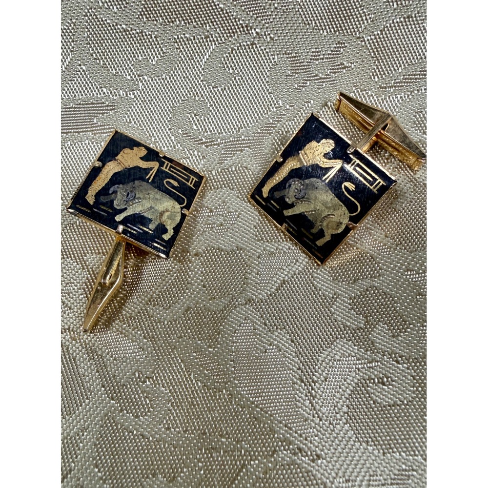 Vintage Damascene Bullfighter Cufflinks Gold Tone Matador Bull Square Spanish